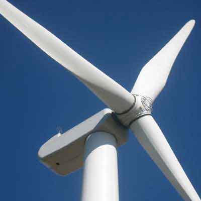 Epoxy resin for making wind turbine blades 